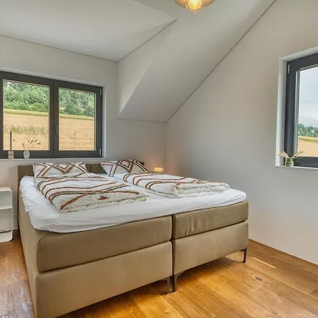 Villa Blackforestchillout - Pool - Garten - Bbq - Sauna Stuhlingen