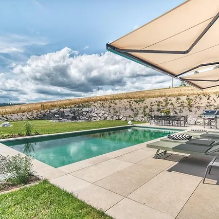 Willa Blackforestchillout - Pool - Garten - Bbq - Sauna Stuhlingen